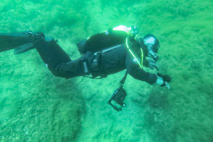 Tauchen im Kreidesee Hemmoor – Frogkick-Lage unter Wasser